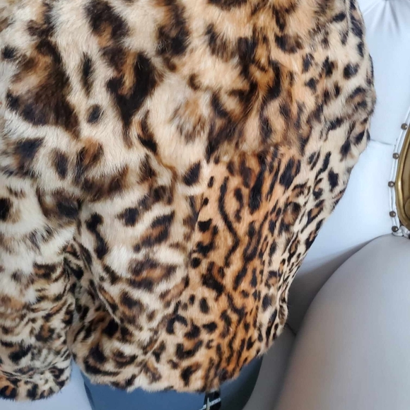 Leopard Print Cheetah Print Faux Fur Jacket Size M - Picture 3 of 5